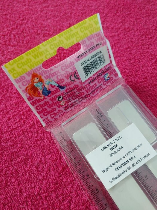 2 linijki liliowa jasnoróżowa z lupą przezroczyste Winx Club Layla