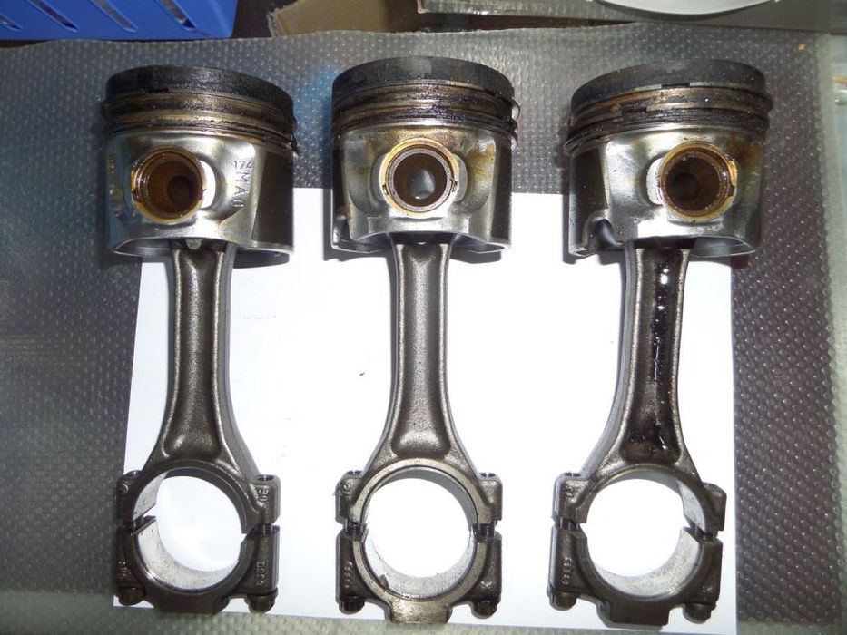 3594 TŁOK W161 79L94 KORBOWÓD 038G VW AUDI 1.9TDI