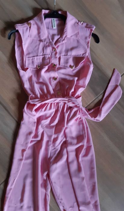 Rewelacyjny kombinezon damski M