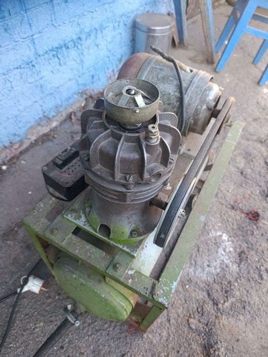 Компрессор СССР рабочий