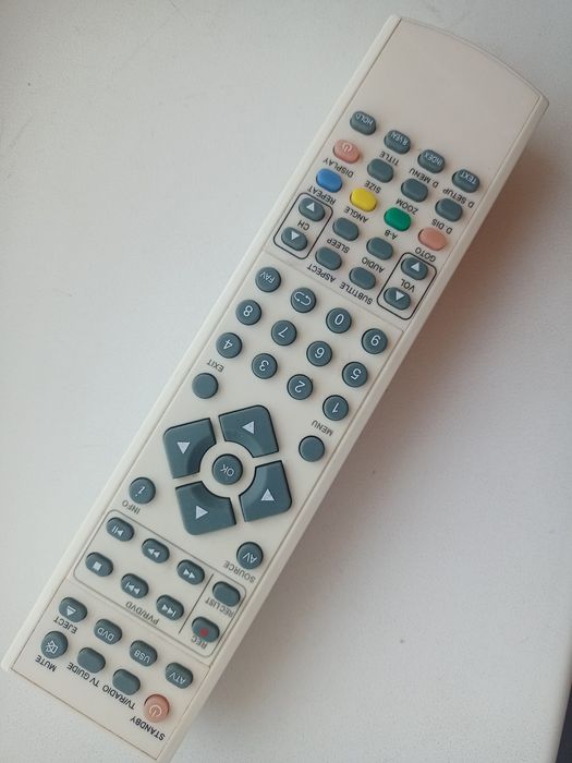 Рабочий LCD тел-р с кронштейном.