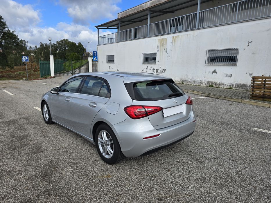 Mercedes-Benz A180 d Style Nacional 1 Dono Como Novo