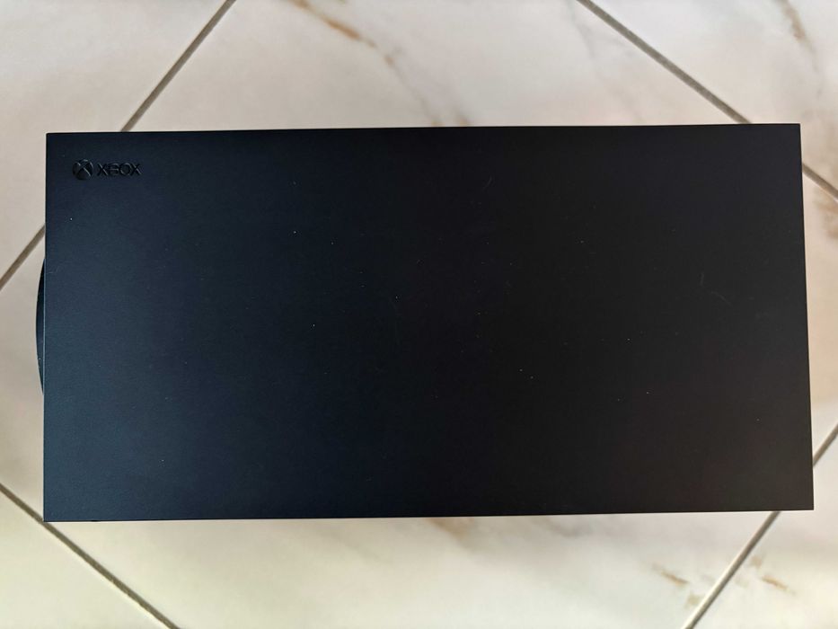 Xbox Series X 1 ТБ Black + 3 игры в подарок