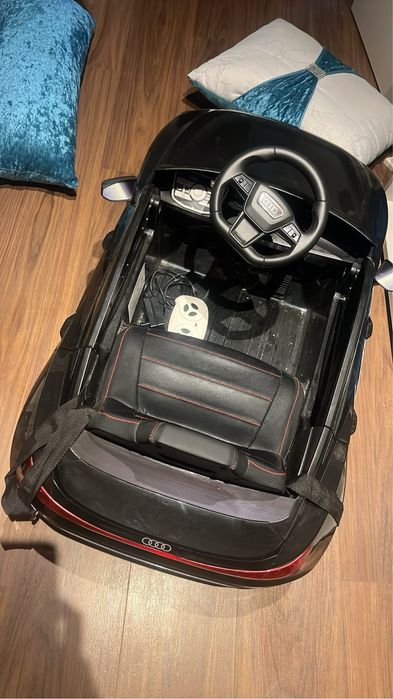 Carro crianca audi
