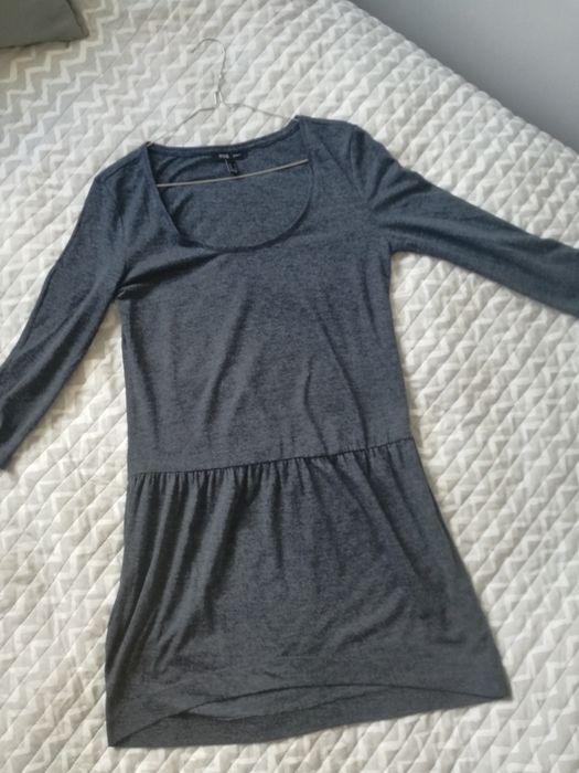 Sukienka z cienkiej dzianiny Mango rozmiar M/38