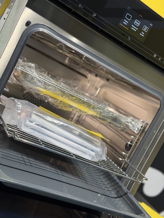 L U X U R Y®️. Пароконвектомат Miele DGC 7660 HC Pro. Нова. 25й рік