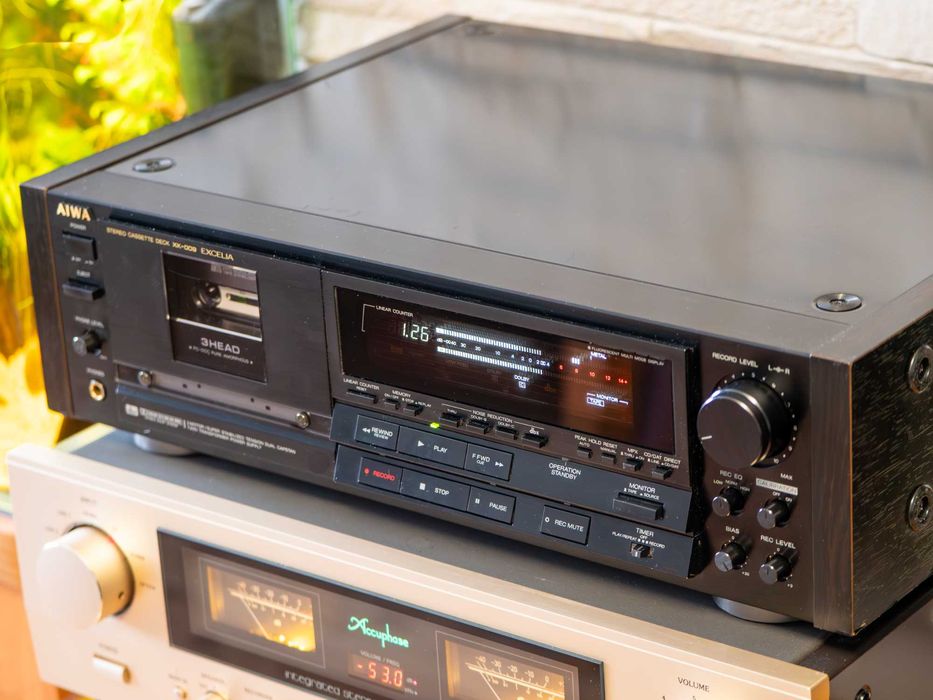 Magnetofon AIWA XK-009 excelia