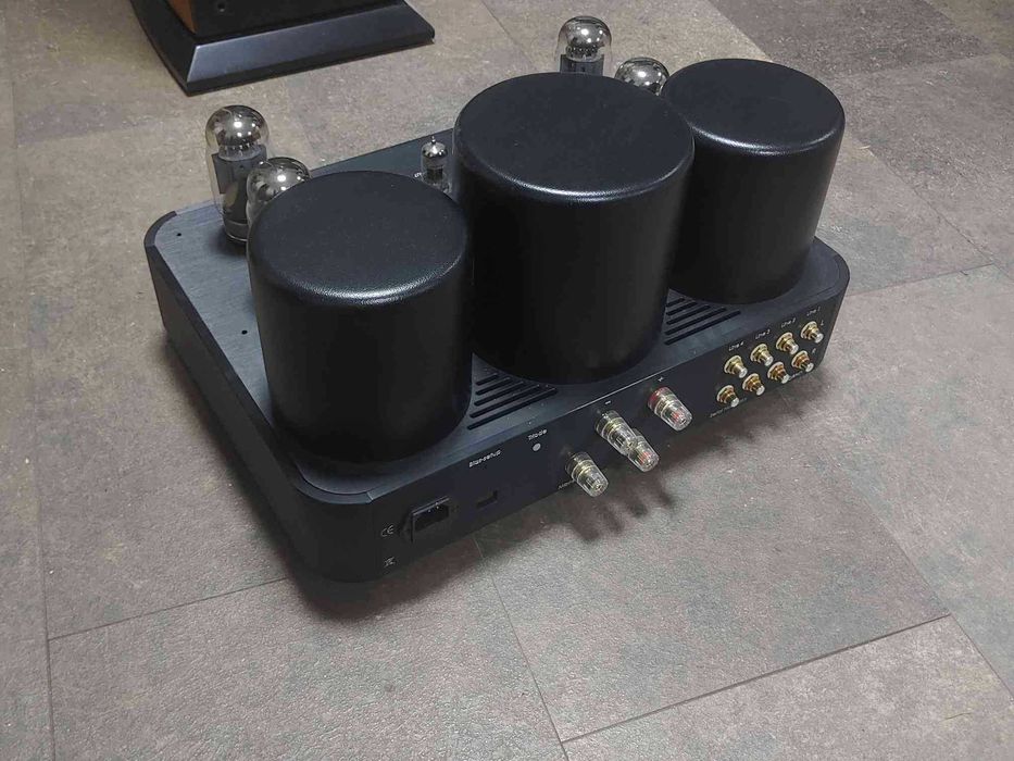 Używany wzmacniacz lampowy Ayon Scorpio + pilot