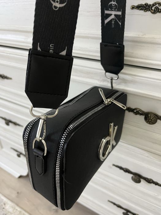 Сумочка  кросбоди