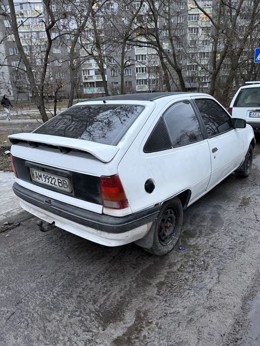 Opel Kadett 1.8 БЕЗ торга
