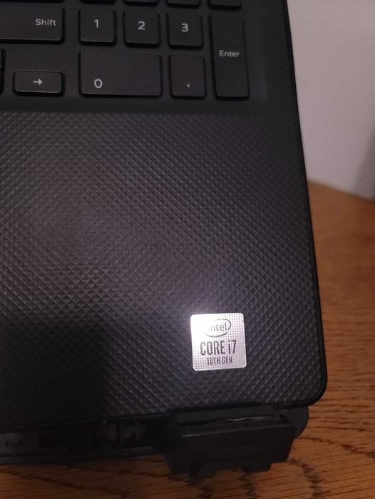 Laptop dell Vostro 3590 intel i7 1.5tb ssd win10