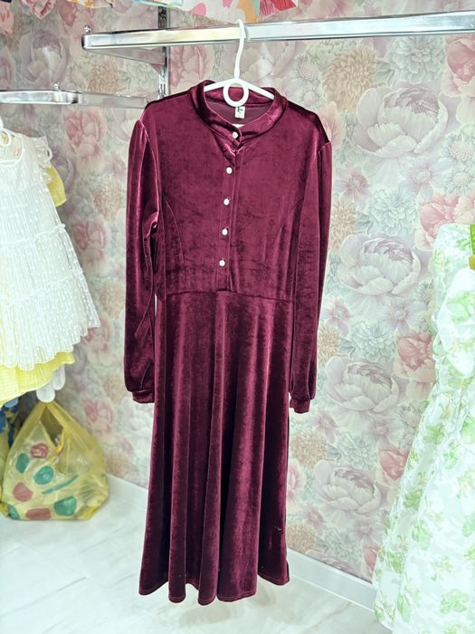 Сукня плаття жіноча