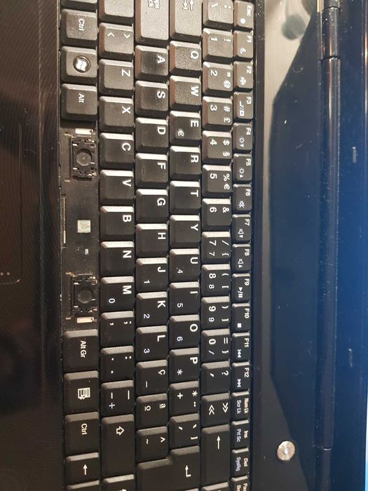 OKI Laptop without Spacebar and Loose "End" Key – Keyboard Included64739425188226121