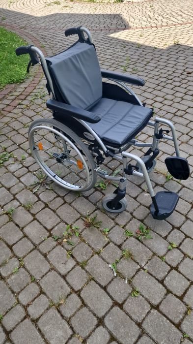 Aluminiowy wózek inwalidzki -jak nowy