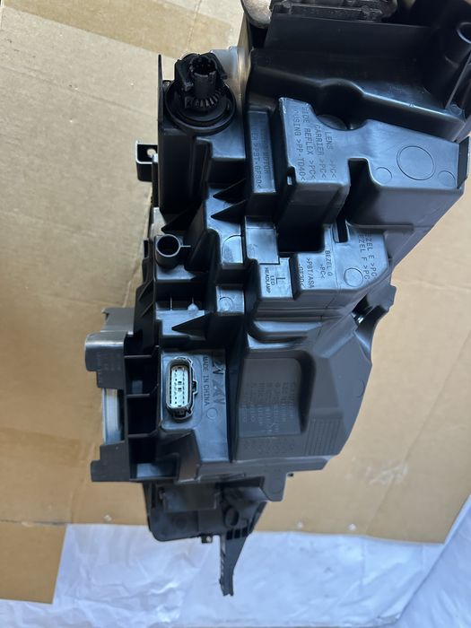 Фари, фара Ford форд Escape ескейп куга Kuga MK4 2020 2021 2022