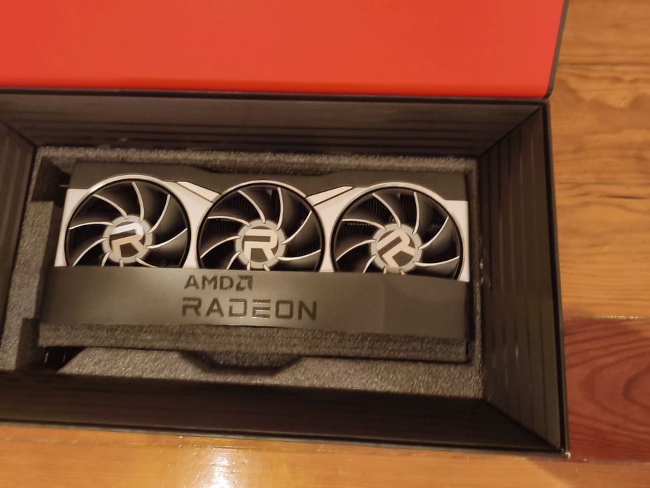AMD Radeon RX 6900 XT [Like New]64354157028994122