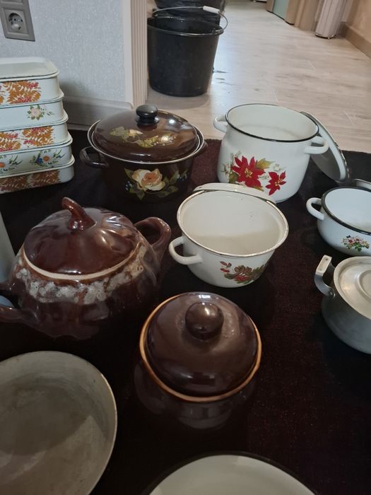 Посуда кухонная.