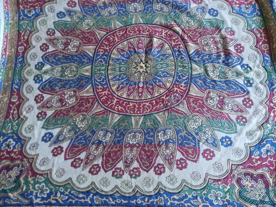 Скатерть на столик