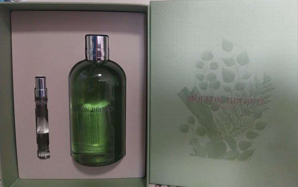 Molton brown.  Подарунковий набір. Набір