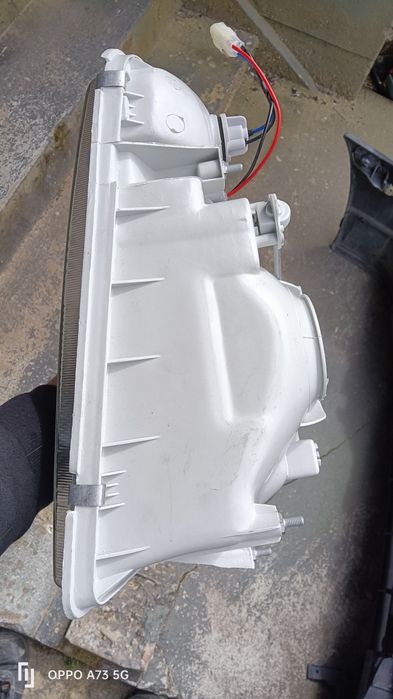Farol Suzuki Vitara / escudo ótica Depo óptica 1993