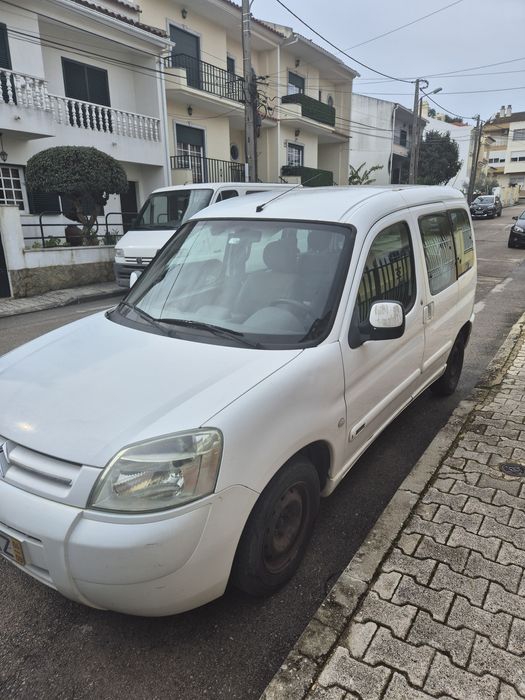 Aluguer de Carrinha para pequenas mudanças