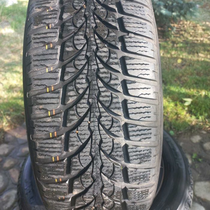 Зимові шини колеса R16 з дисками