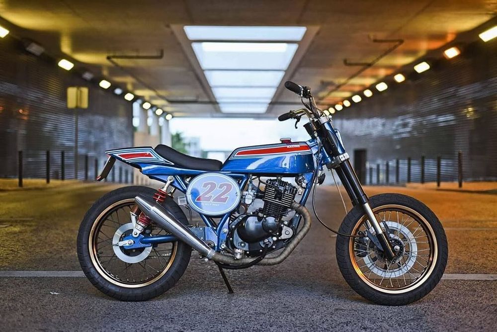 Custom Flat Tracker 125