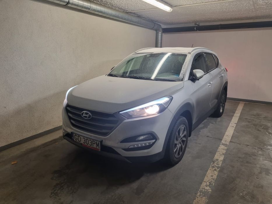 Hyundai Tucson Stan bardzo dobry , serwisowany