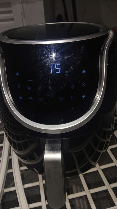 Vendo esta AirFryer como nova