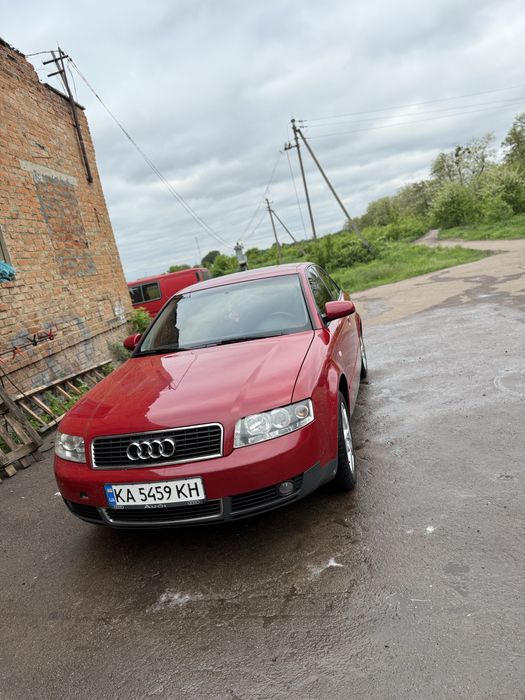 Ауді а4 б6 2001 1.6 бензин,в гарному стані