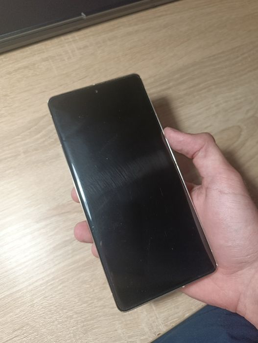 Pixel 7 pro 12/128 в задовільному стані neverlock