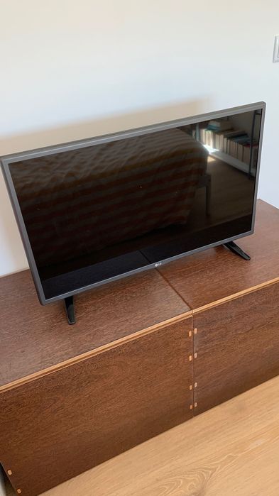 TV LED 32 LG sem câmaras nem microfones