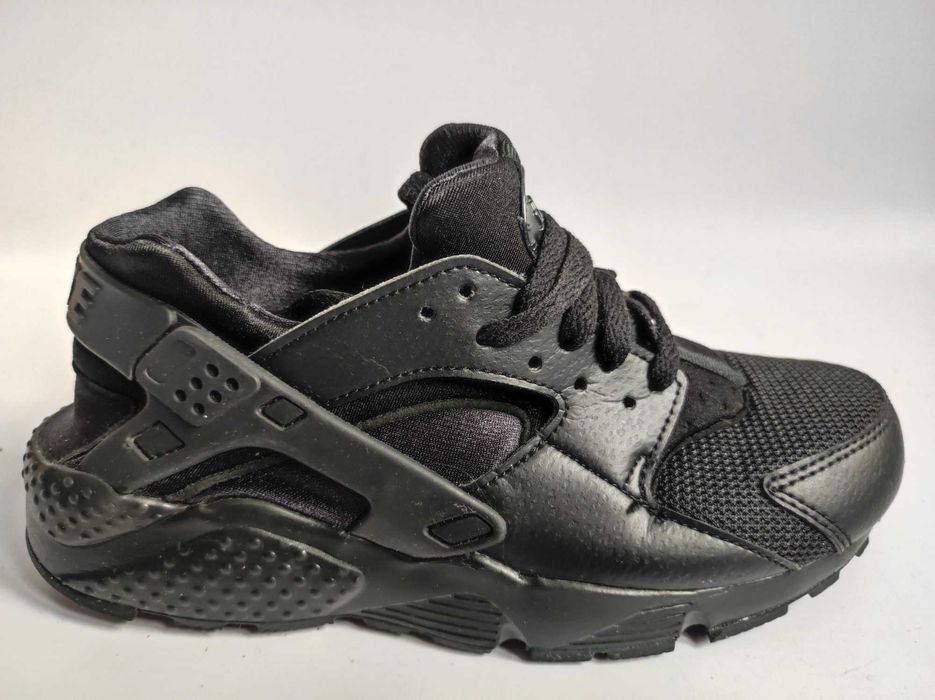 - Buty Nike Huarache Run GS r. 37,5
