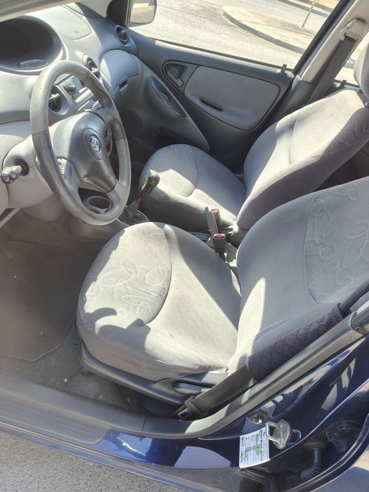 Toyota Yaris 1.0 Vvti