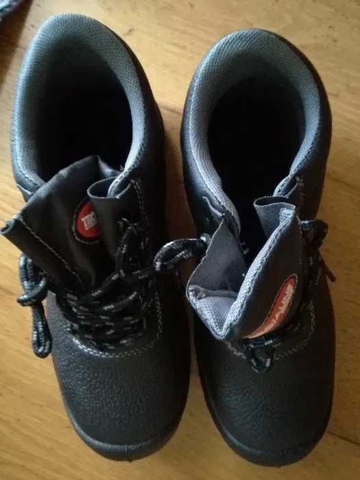 Botas biqueira de aço novas