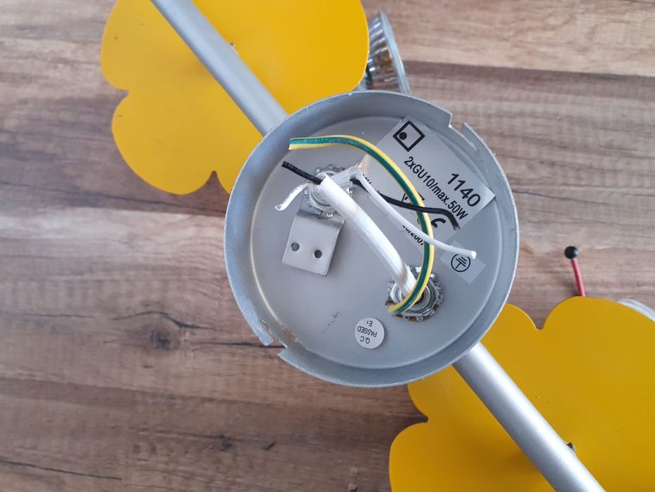 Kinkiety do pokoju dziecięcego