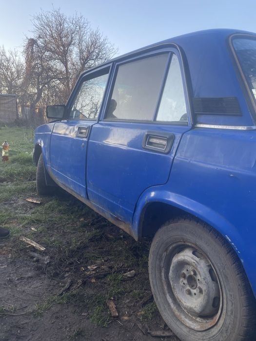Продам Ваз 2105 (торг)