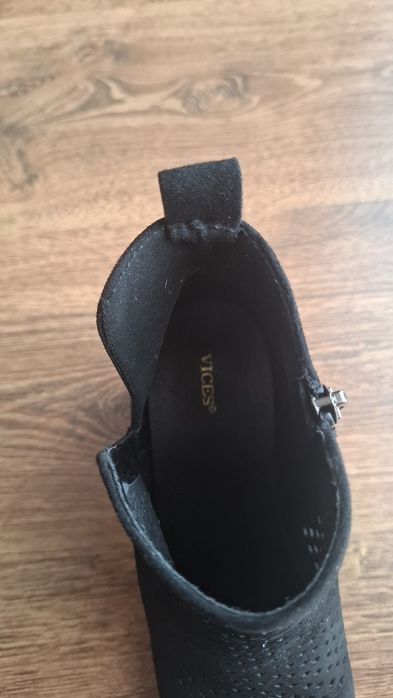 Botki wiosenne Born2be