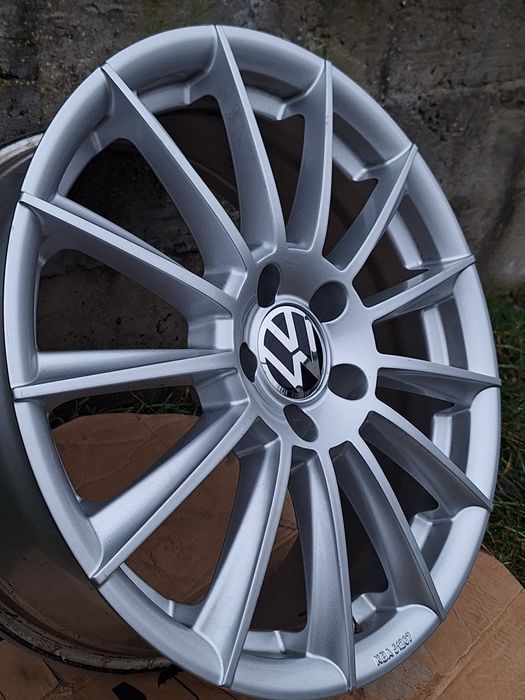 Багатоспицеві R18 для VW ID4 PASSAT B8, Alltrack, Tiguan ІІ Skoda