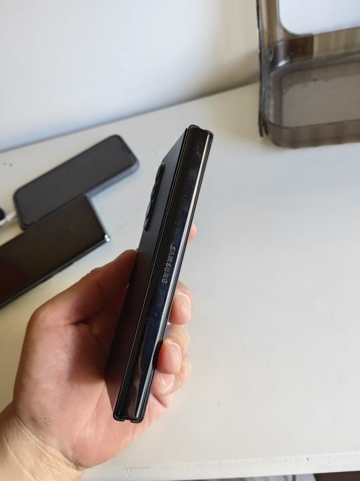 samsung galaxy  fold3