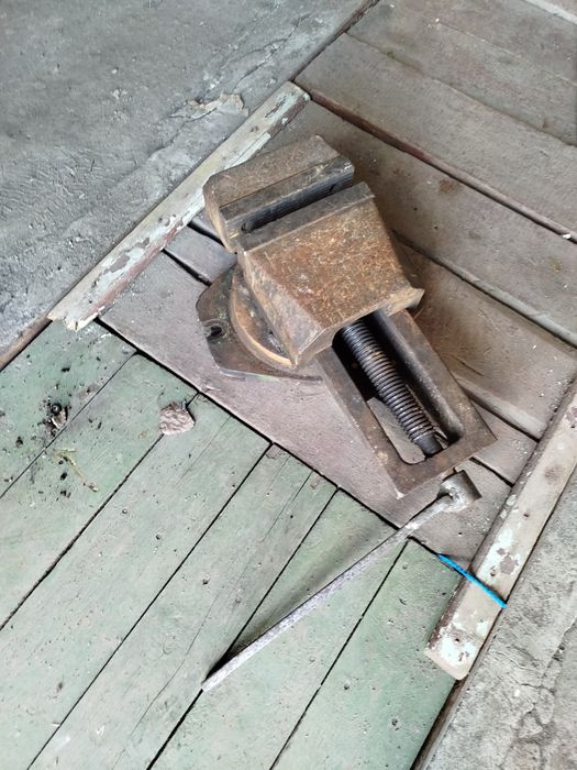 Тиски станочные 250мм