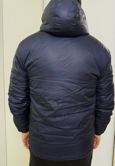 Чоловіча куртка Adidas Essentials Insulated Hooded Jacket