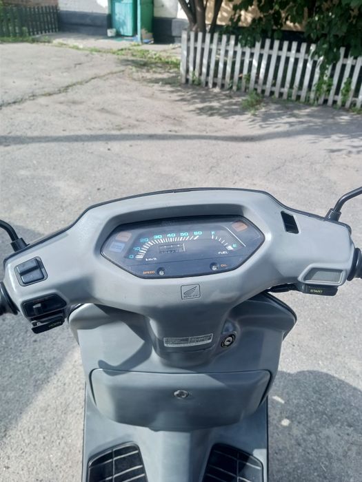 Honda Lead AF-20 50куб. читайте опис!