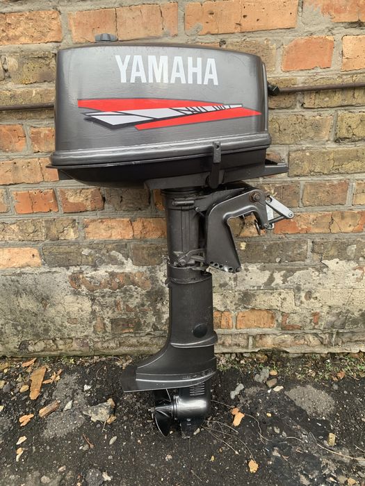 Лодочный мотор YAMAHA 5