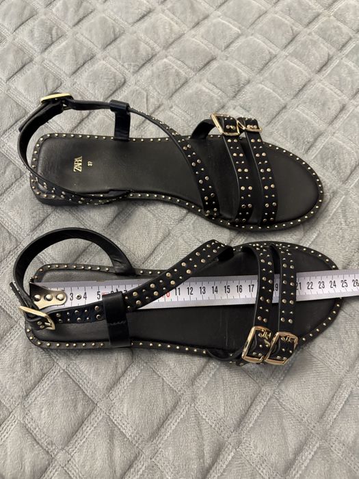 Продам жіночі босоніжки ZARA!
