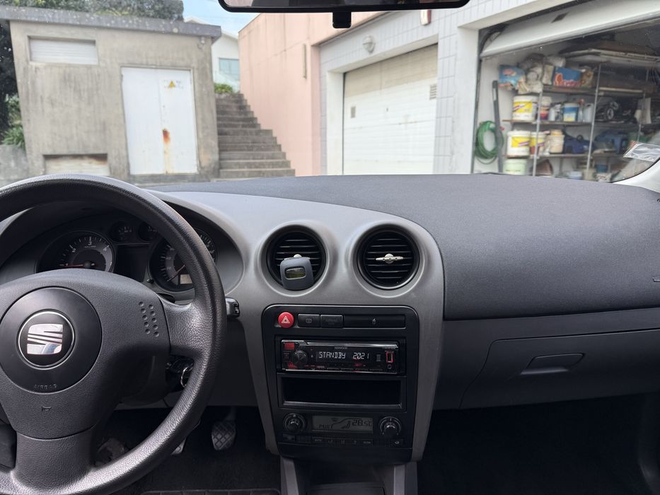 Seat ibiza 1.4tdi 5 lugares