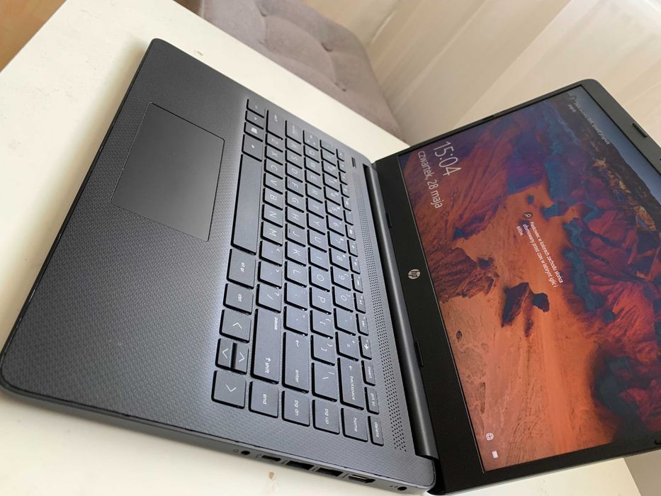 Laptop HP DDR4-8GB SSD Bateria 6h Jak Nowy !!