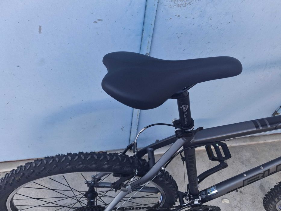 Bicicleta BULLS roda 26 pouco uso pronta a pedala
