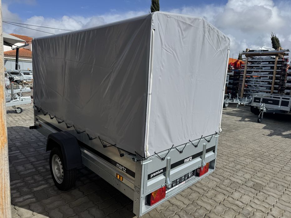 Atrelado MARTZ PREMIUM 2,65 XL + lona de cobertura NOVO