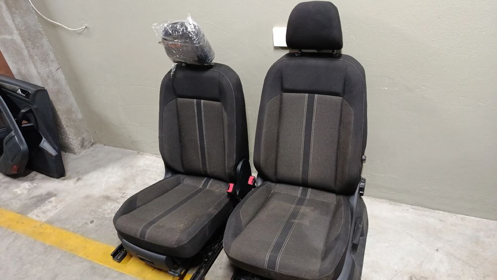 Conjunto de bancos VOLKSWAGEN T-Roc (A11)